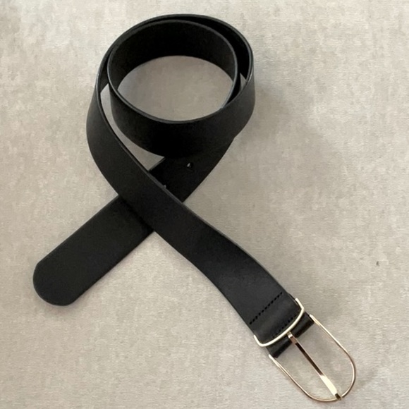 NEW Everlane Black Leather Belt - Picture 1 of 3
